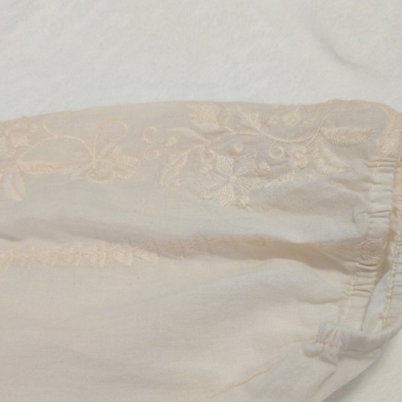 J-Jill. Women's Cream Embroidered Top - Picture 4 of 12